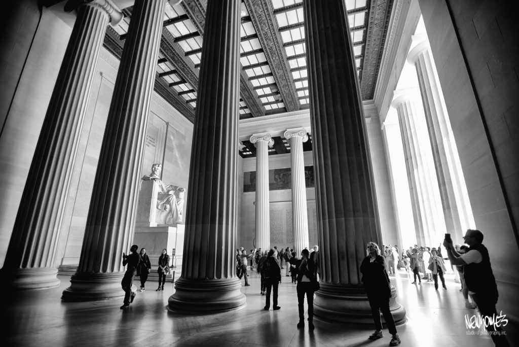 Side view of the inside of the Lincoln Memorial